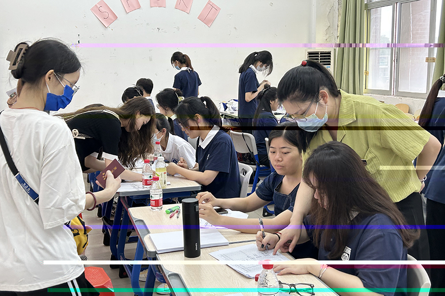 畢業證領取現場.jpg