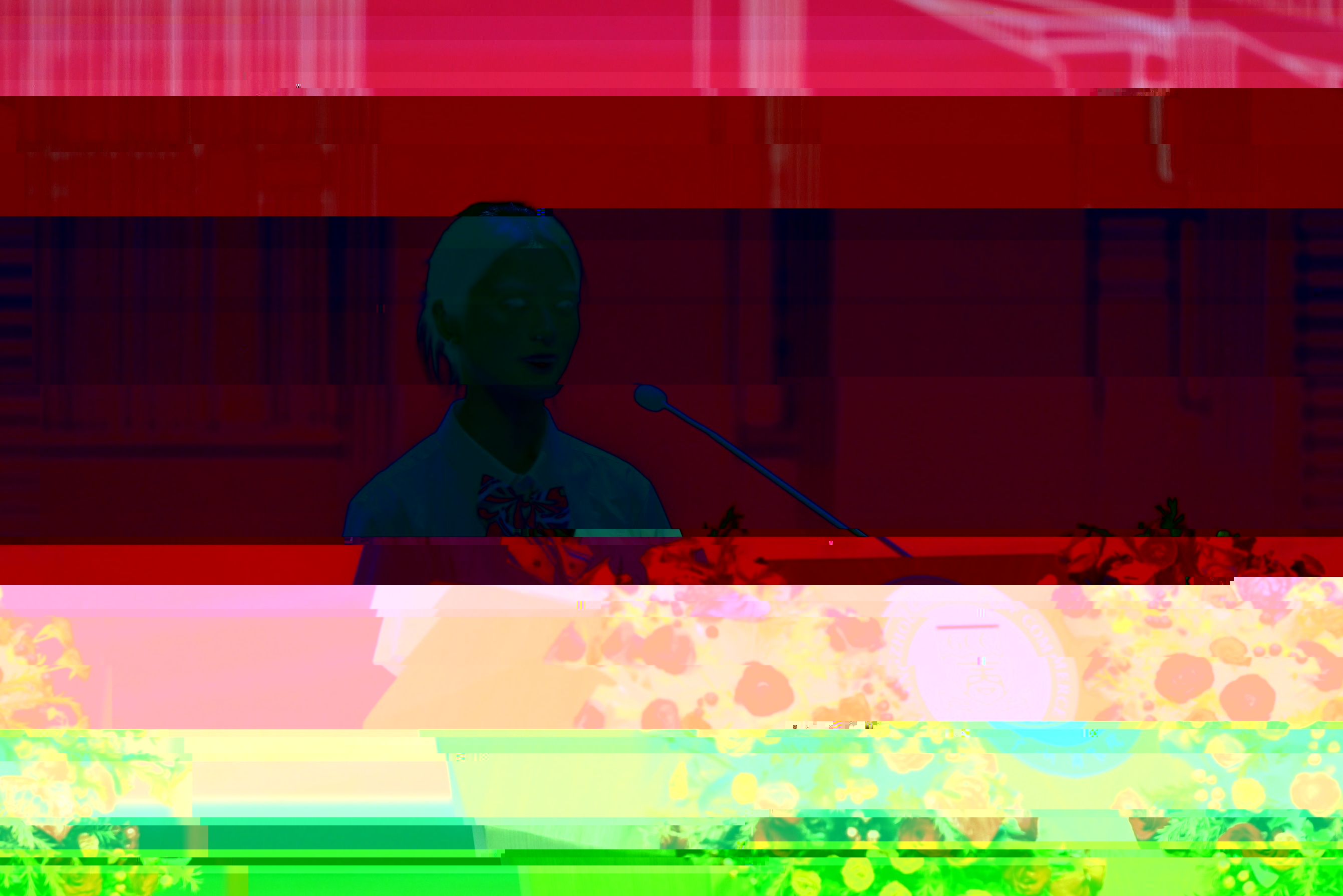 畢業生代表楊羽喆同學發言.jpg